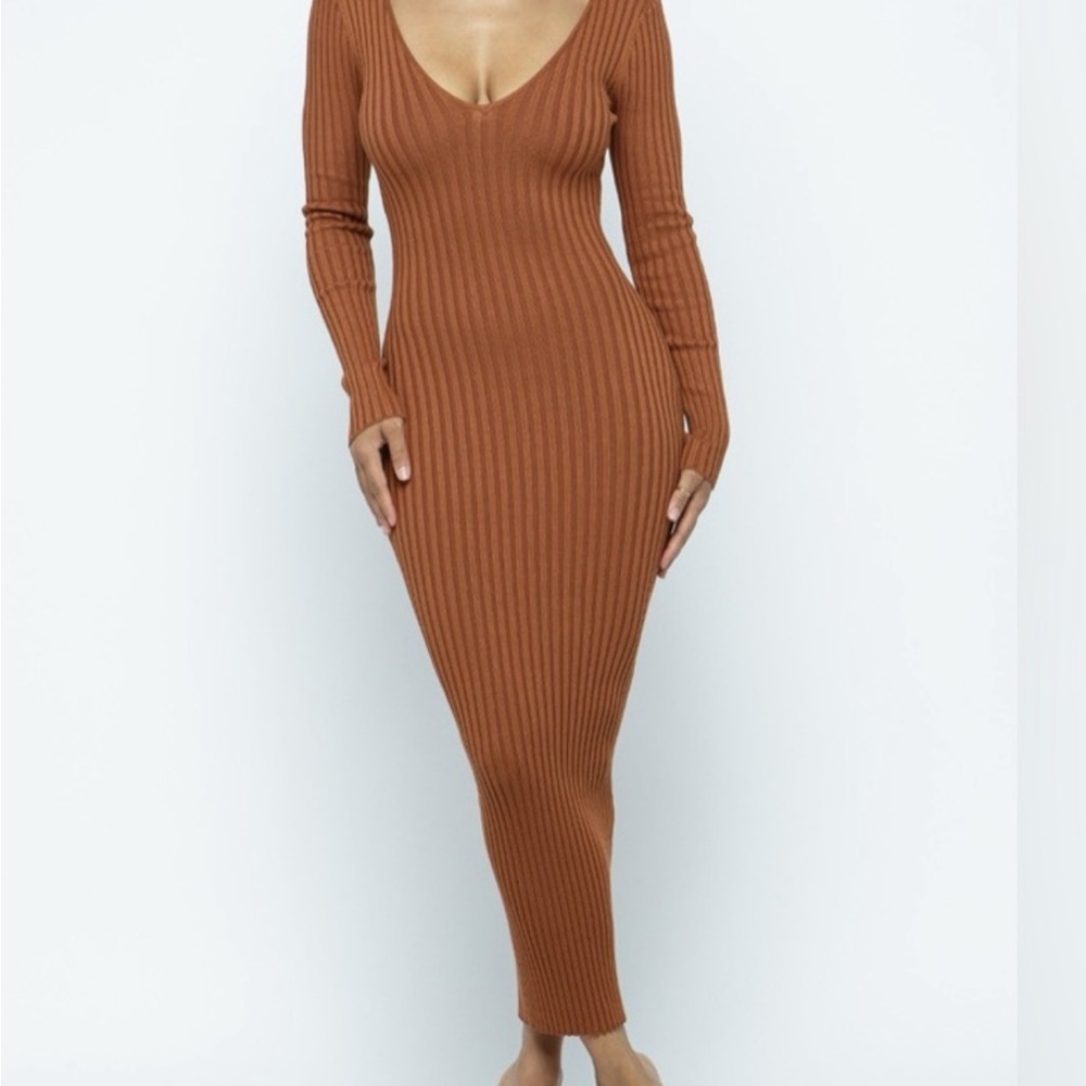 Hera Collection Ribbed Long Sleeve Maxi Dress in Rust